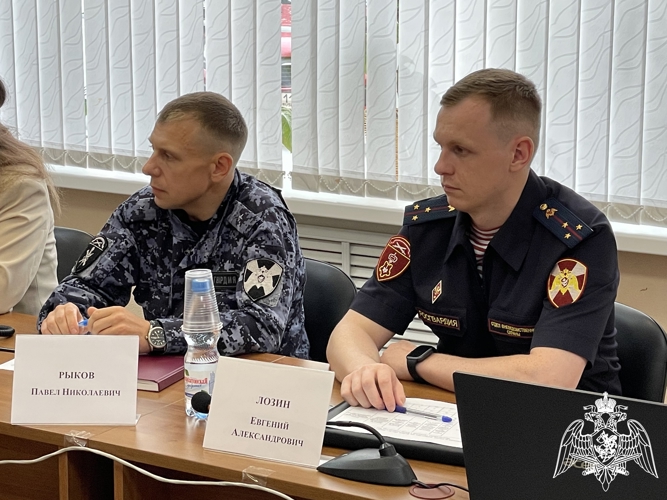 В Коми росгвардейцы в составе межведомственной комиссии завершили проверку образовательных учреждений
