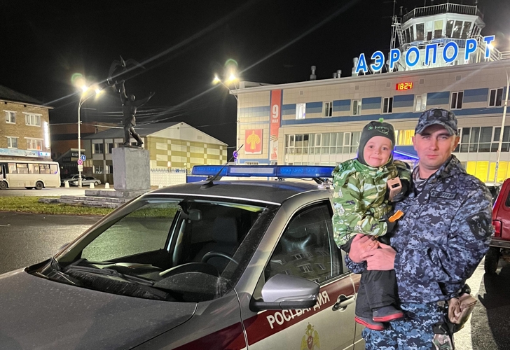 Росгвардейцы Республики Коми приняли участие в акции «Мой папа – защитник», посвященной Дню отца