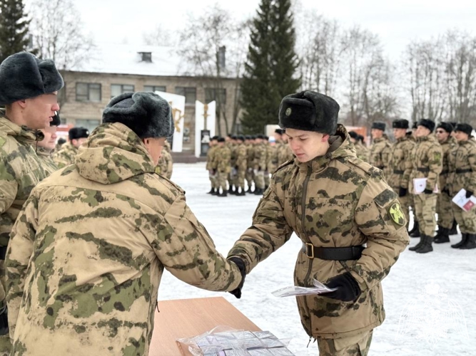 В Сыктывкаре военнослужащие по призыву успешно прошли обучение по инженерным специальностям