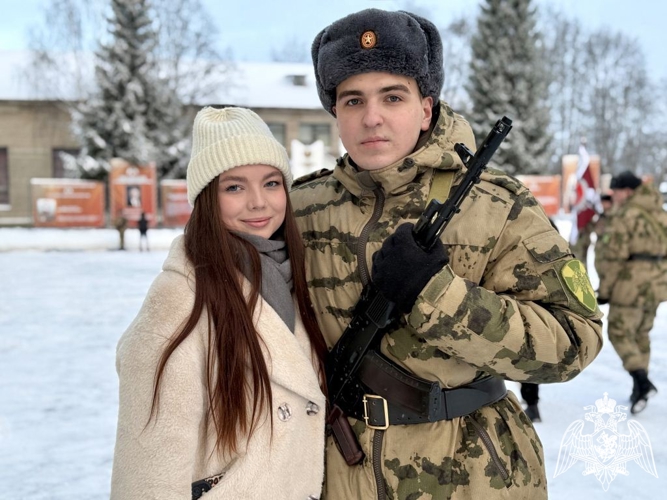 Призывники из Карелии и Мурманска приняли военную присягу в Сыктывкаре 