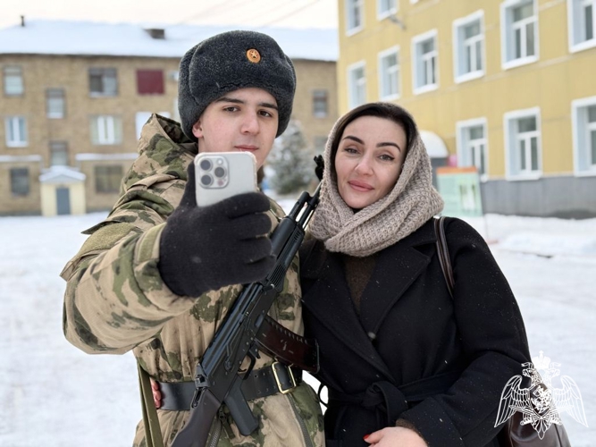 Призывники из Карелии и Мурманска приняли военную присягу в Сыктывкаре 