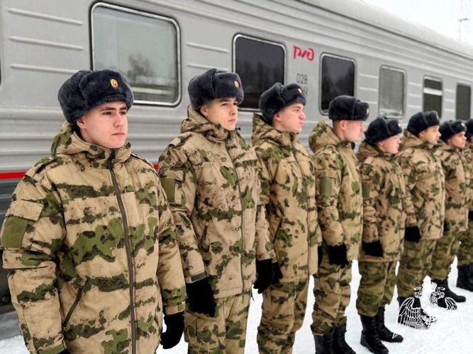 Более ста призывников из Республики Коми отправились служить в воинские части Росгвардии