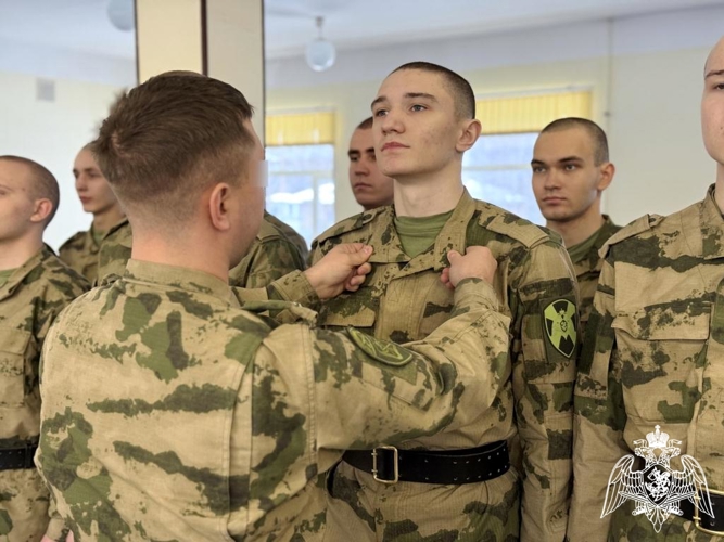 Более ста призывников из Республики Коми отправились служить в воинские части Росгвардии
