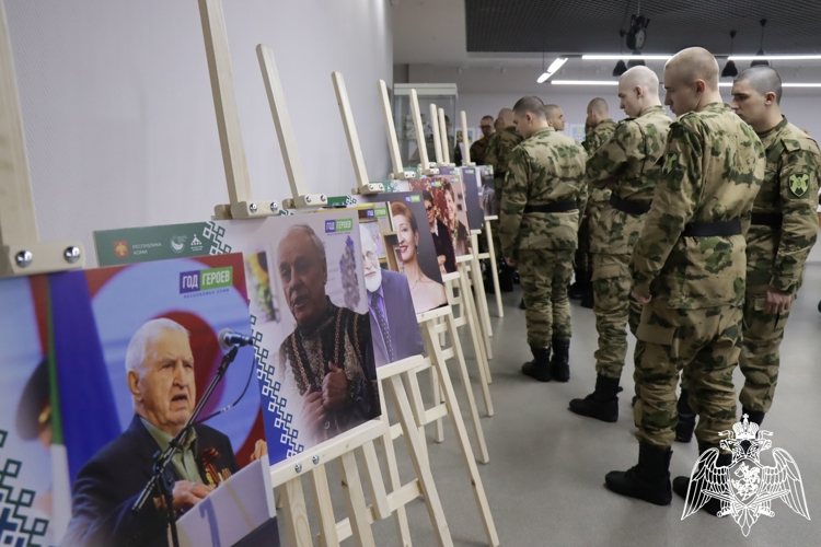 В Сыктывкаре военнослужащие по призыву стали участниками патриотического форума «Герои Родины моей»