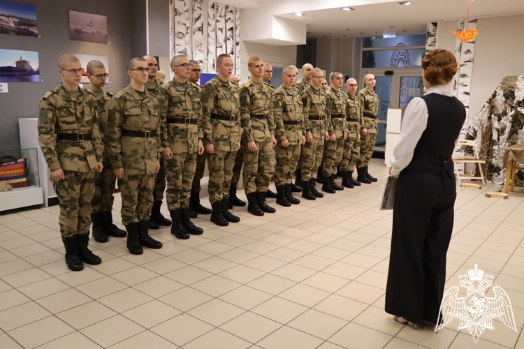 В Сыктывкаре военнослужащие по призыву стали участниками патриотического форума «Герои Родины моей»