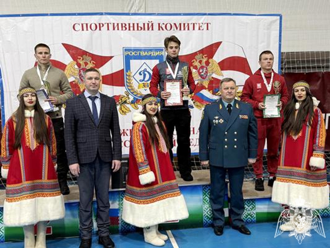 В Сыктывкаре завершились чемпионаты Росгвардии по лыжным гонкам и служебному двоеборью