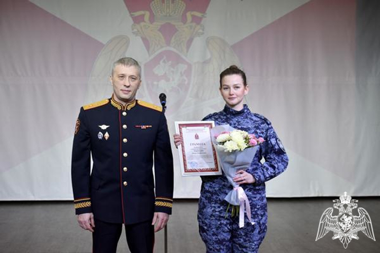 В Сыктывкаре состоялось торжественное мероприятие, посвящённое выпуску сотрудников вневедомственной охраны Росгвардии