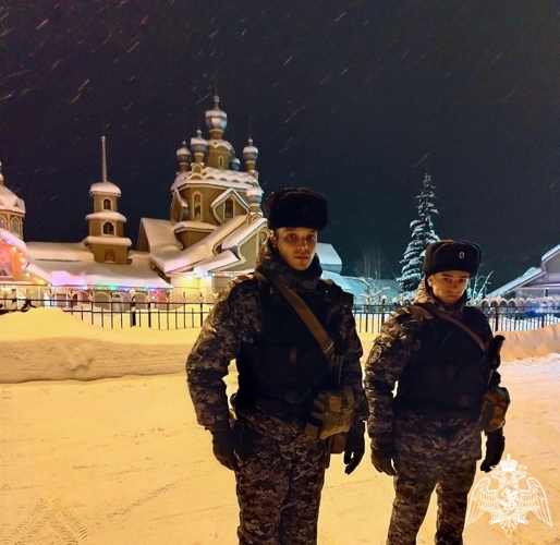 В Республике Коми росгвардейцы обеспечивают охрану общественного порядка во время празднования Крещения Господня