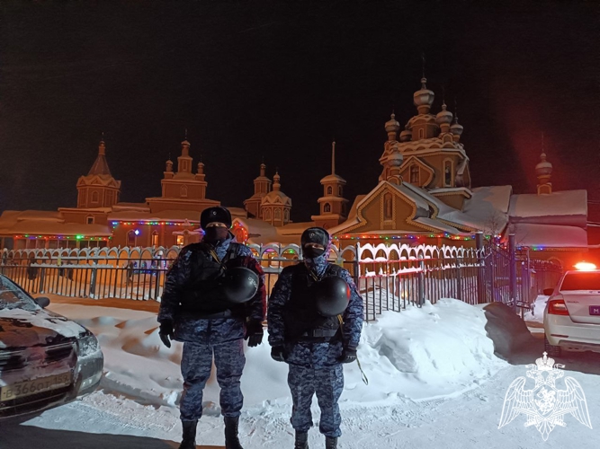 В Республике Коми росгвардейцы обеспечили безопасность в период празднования Рождества Христова 