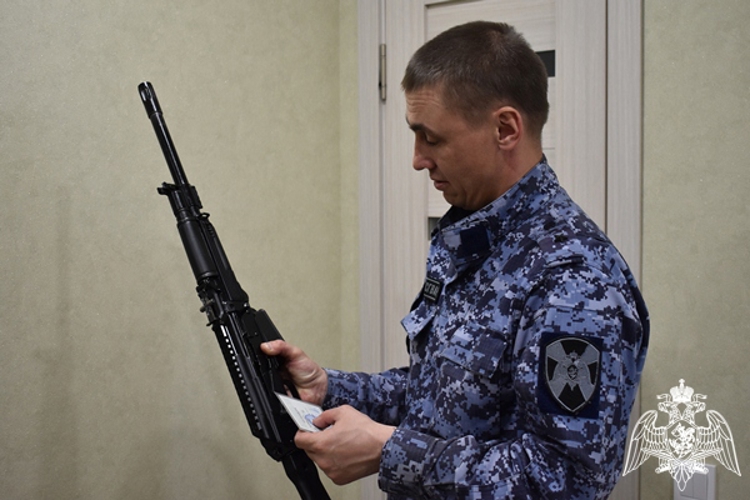 В Коми росгвардейцы продолжают изымать у граждан оружие за допущенные правонарушения 