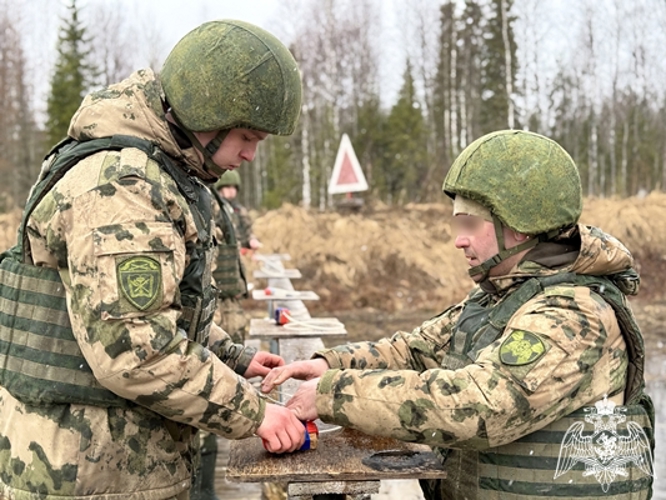 Практические занятия по специальной подготовке прошли в Сыктывкаре для военнослужащих по призыву