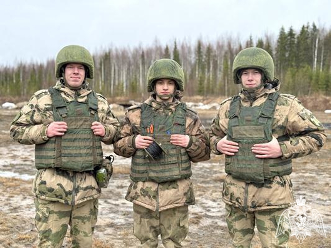 Практические занятия по специальной подготовке прошли в Сыктывкаре для военнослужащих по призыву