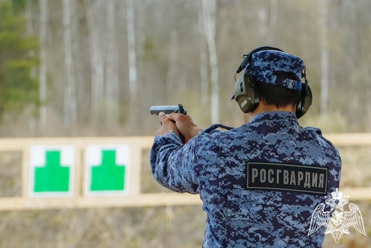 Росгвардейцы Республики Коми одержали победу в чемпионате по стрельбе из боевого ручного стрелкового оружия Северо-Западного округа Росгвардии