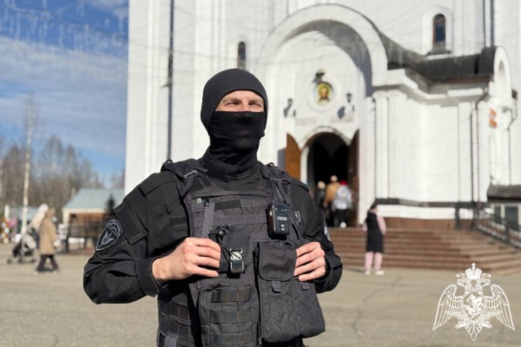 Росгвардейцы обеспечивают безопасность пасхальных мероприятий в Республике Коми
