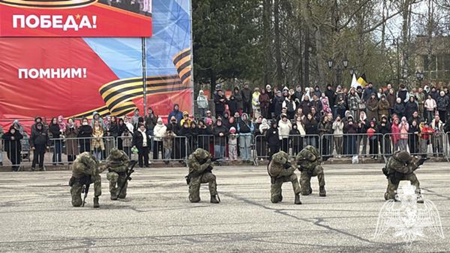 В Сыктывкаре росгвардейцы в День Победы приняли участие в тематических площадках