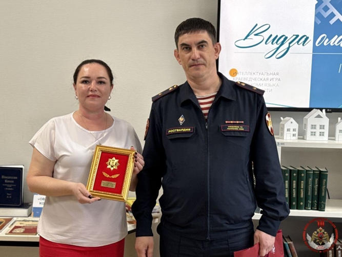 В Национальной библиотеке Коми прошла интеллектуальная игра, посвящённая юбилею Росгвардии и Дню коми языка