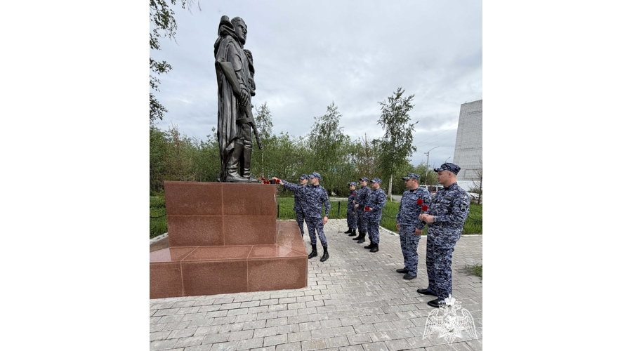 Росгвардия Коми присоединилась к акции «Свеча памяти»
