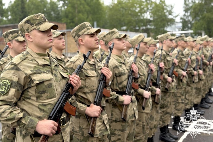 В столице Республики Коми состоялась торжественная церемония принятия присяги военнослужащими по призыву