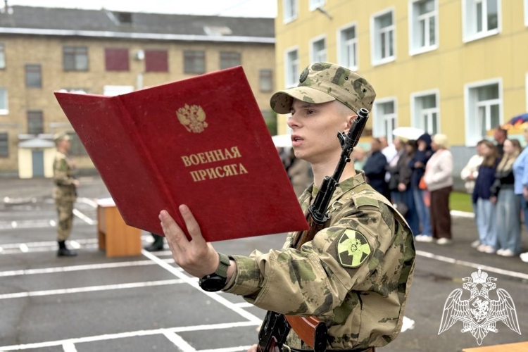 В столице Республики Коми состоялась торжественная церемония принятия присяги военнослужащими по призыву