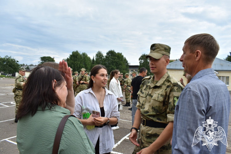 В Сыктывкаре состоялась торжественная присяга для военнослужащих по призыву в Центре подготовки личного состава Росгвардии