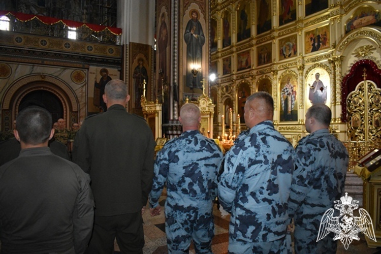 В Сыктывкаре росгвардейцы приняли участие в молебне в рамках Дня Крещения Руси и Дня святого равноапостольного князя Владимира
