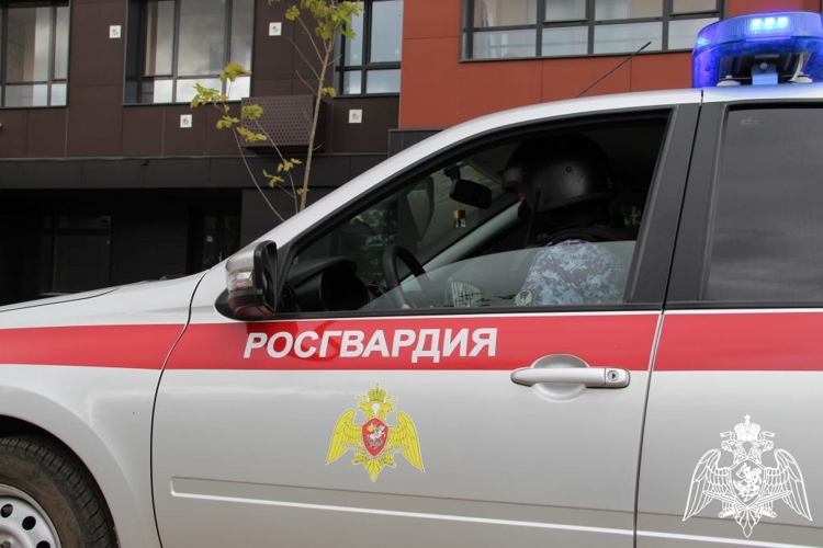 В Сыктывкаре проведена совместная тренировка Росгвардии и службы скорой медицинской помощи по отработке действий в нештатной ситуации