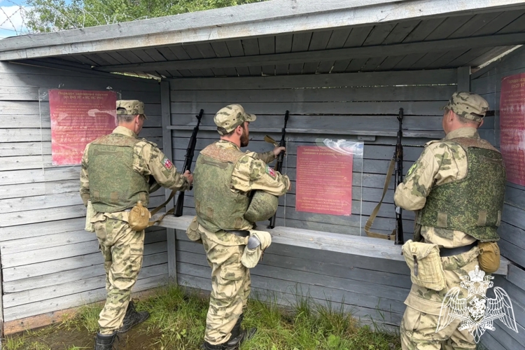 В Сыктывкаре на базе Центра подготовки личного состава Северо-Западного округа Росгвардии завершены военные сборы 