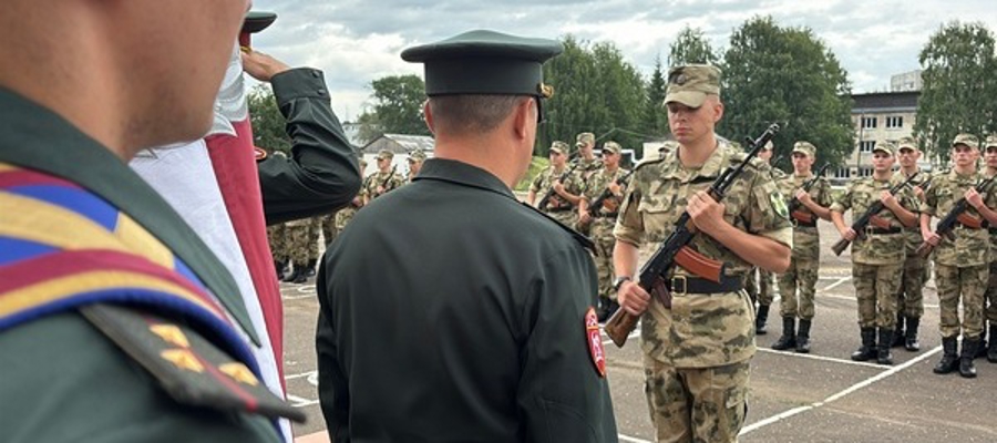 В Сыктывкаре состоялась торжественная присяга для военнослужащих по призыву в Центре подготовки личного состава Росгвардии