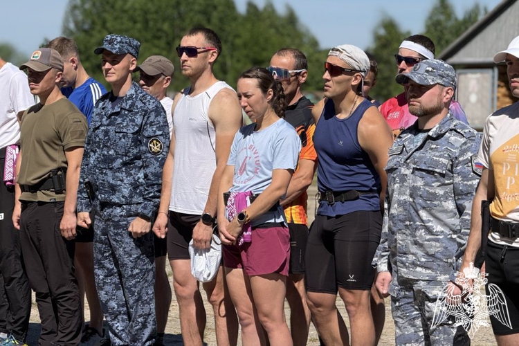 В Сыктывкаре состоялся чемпионат по служебному двоеборью памяти сотрудника ОМОН «Зырянин» Алексея Опацкого