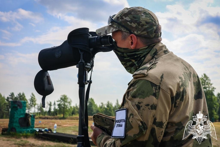 Росгвардейцы из Республики Коми соревновались в снайперской стрельбе под Петербургом