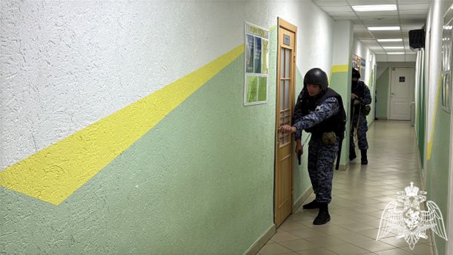 В Коми сотрудники Росгвардии приняли участие во всероссийских антитеррористических учениях