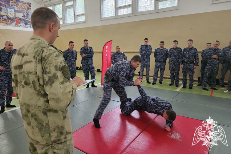 В Санкт-Петербурге прошел окружной этап ежегодного Всероссийского конкурса профессионального мастерства среди сотрудников вневедомственной охраны Росгвардии
