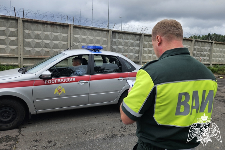 В Санкт-Петербурге прошел окружной этап ежегодного Всероссийского конкурса профессионального мастерства среди сотрудников вневедомственной охраны Росгвардии