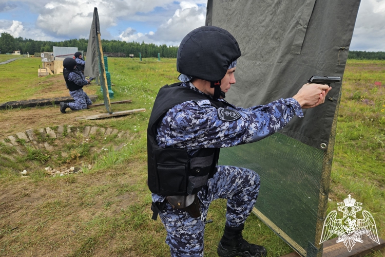 В Санкт-Петербурге прошел окружной этап ежегодного Всероссийского конкурса профессионального мастерства среди сотрудников вневедомственной охраны Росгвардии