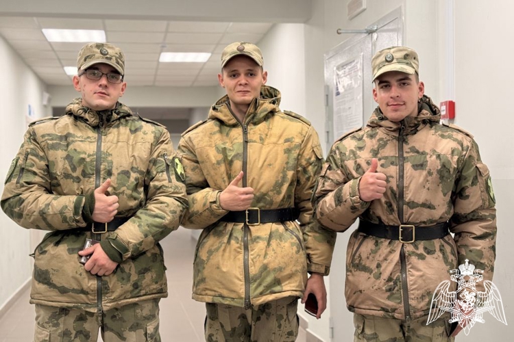 В Сыктывкаре военнослужащие по призыву участвуют в Едином дне голосования