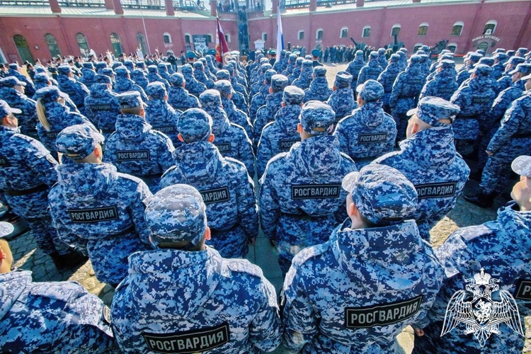 Более 110 юношей из Республики Коми будут призваны военными комиссариатами этой осенью для прохождения военной службы в воинских частях Северо-Западного округа Росгвардии