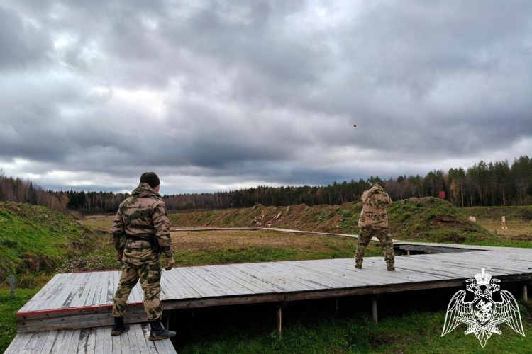 В Центре подготовки личного состава Северо-Западного округа Росгвардии прошли спортивные состязания в честь 30-летия воинской части