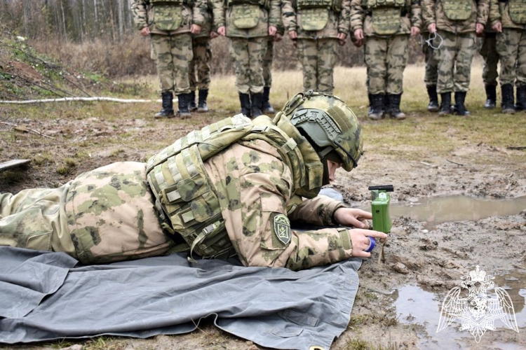 Военнослужащие по призыву отработали профессиональные навыки взрывного дела на полигоне в Сыктывкаре